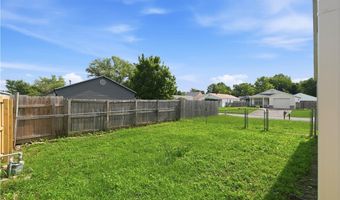 2515 SE 4th St, Bentonville, AR 72712