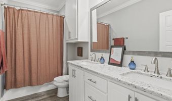 806 Long Leaf Cir, Brandon, MS 39042