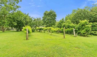 205 Oak Hill Ln, Arab, AL 35016