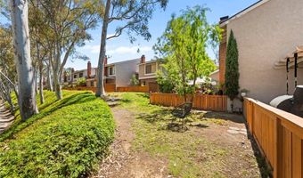 6519 E Camino Vis 4, Anaheim, CA 92807