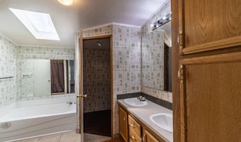 1209 MANGUM Rd, Bloomfield, NM 87413