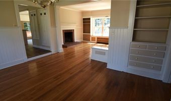 144 Woonsocket Hill Road Rd, North Smithfield, RI 02896
