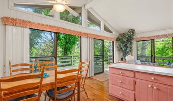 11 Devon Rd, Amagansett, NY 11930