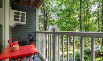 7 Wake Robin Rd 310, Lincoln, RI 02865
