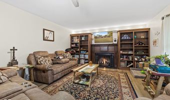 34 Colony Rd, Anderson, IN 46011