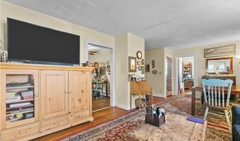 1 Columbia Ave, Jamestown, RI 02835