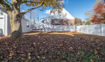 820 Thorme St, Bridgeport, CT 06606