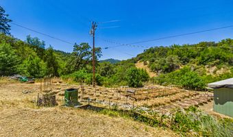 1250 Zenia Bluff Rd, Alderpoint, CA 95511