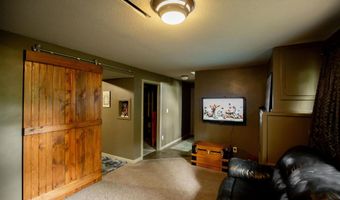 615 W State St, Algona, IA 50511