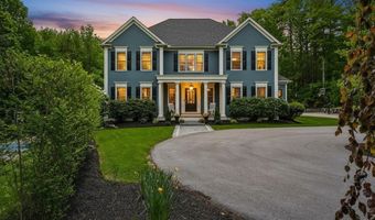 14 Aspen Ln, Bedford, NH 03110