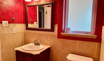 1211 NW 13th St, Andrews, TX 79714
