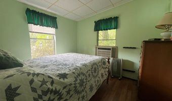 208 Lakeview Dr, Almond, NC 28702