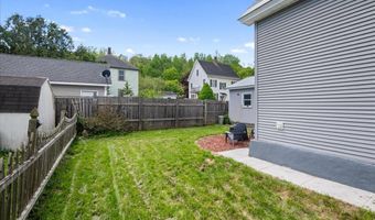 4 Center St, Barre, VT 05641