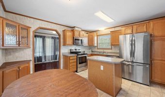 11 E St, Bangor, ME 04401