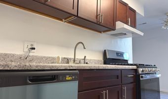 3300 WOODBURN VILLAGE Dr 23, Annandale, VA 22003