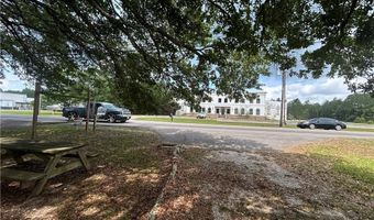 13085 Wintzell Ave N, Bayou La Batre, AL 36509