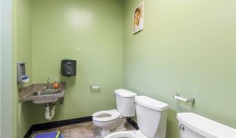 1326 Plainfield St, Cranston, RI 02920