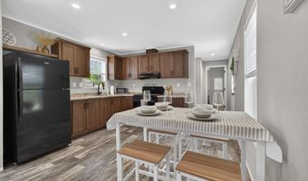 6 Neil Dr, Allenstown, NH 03275