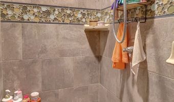 6 Bella Vista Ct, Andrews, TX 79714