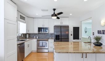 517 KUMQUAT Dr, Anna Maria, FL 34216