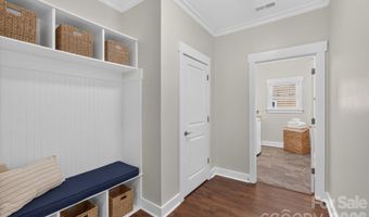 2562 Roseview Ln, Charlotte, NC 28205