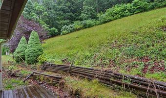 11 Birch Hollow Rd, Barboursville, WV 25504