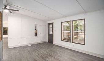 1735 39th St, Allegan, MI 49010