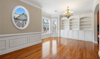 9040 Woodland Trl, Alpharetta, GA 30009