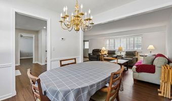 21 Deer Run Dr S, Barnegat, NJ 08005