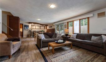 165 Kent Dr, East Greenwich, RI 02818