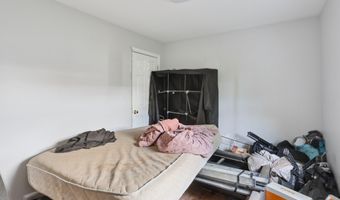 40 Park Ave, Danbury, CT 06810