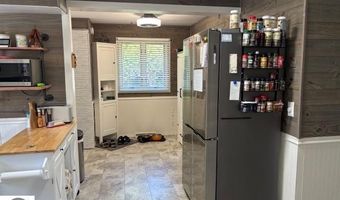 214 5th Ave, Tawas City, MI 48763