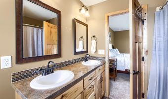 17735 Xenia St NW, Andover, MN 55304