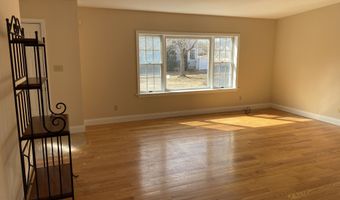 1 Lantern Ct 1, Clinton, CT 06413