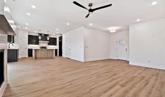 25 Fields Ln, Bella Vista, AR 72715