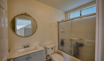 2059 KINOOLE St, Hilo, HI 96720