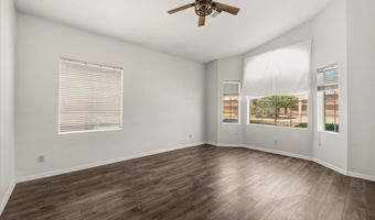5761 W PARK Ave, Chandler, AZ 85226