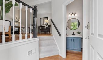 6033 HYDRANGEA Dr, Alexandria, VA 22310