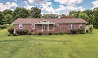 216 Skyland Dr, Belton, SC 29627