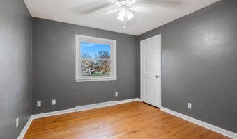 4710 W CAPITOL Dr, Appleton, WI 54913