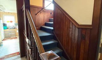 126 Elm St, Bennington, VT 05201