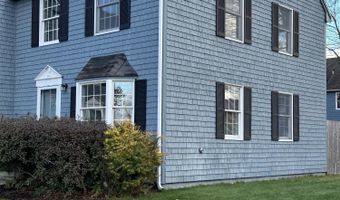 90 Baldwin Dr, Bangor, ME 04401