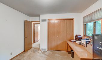 5241 Dommers Dr, Fitchburg, WI 53711