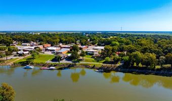 213 S 1st St, Augusta, AR 72006