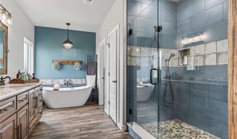 2215 Deepwood Dr, Alma, AR 72921