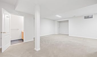 43598 DUNHILL CUP Sq, Ashburn, VA 20147