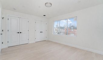 378 Atlantic Ave, Staten Island, NY 10305