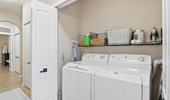 2946 Hunley Dr, Ann Arbor, MI 48105