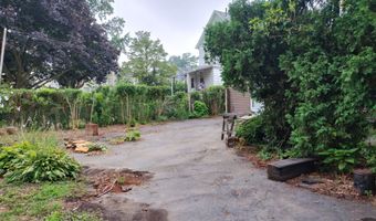 120 Wessels Ave, Bridgeport, CT 06610