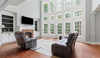 127 Laurel Ridge Dr, Alpharetta, GA 30004